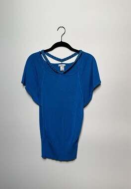Caché Women's Royal Blue Knit Top with Braided metal embellishment Sz XS